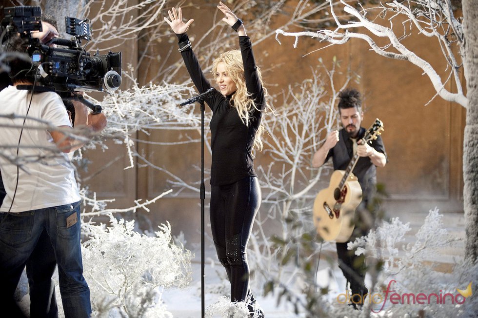 Shakira derrochó energía durante el rodaje del anuncio de Freixenet