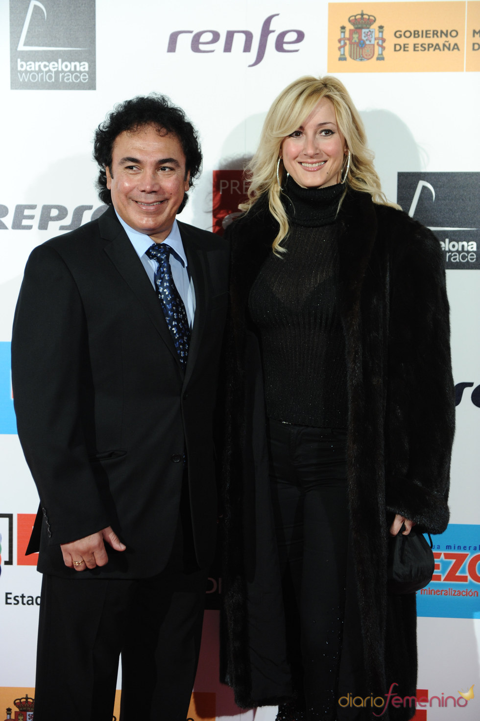 El ex futbolista Hugo Sánchez con su mujer en los Premios As del Deporte 2010