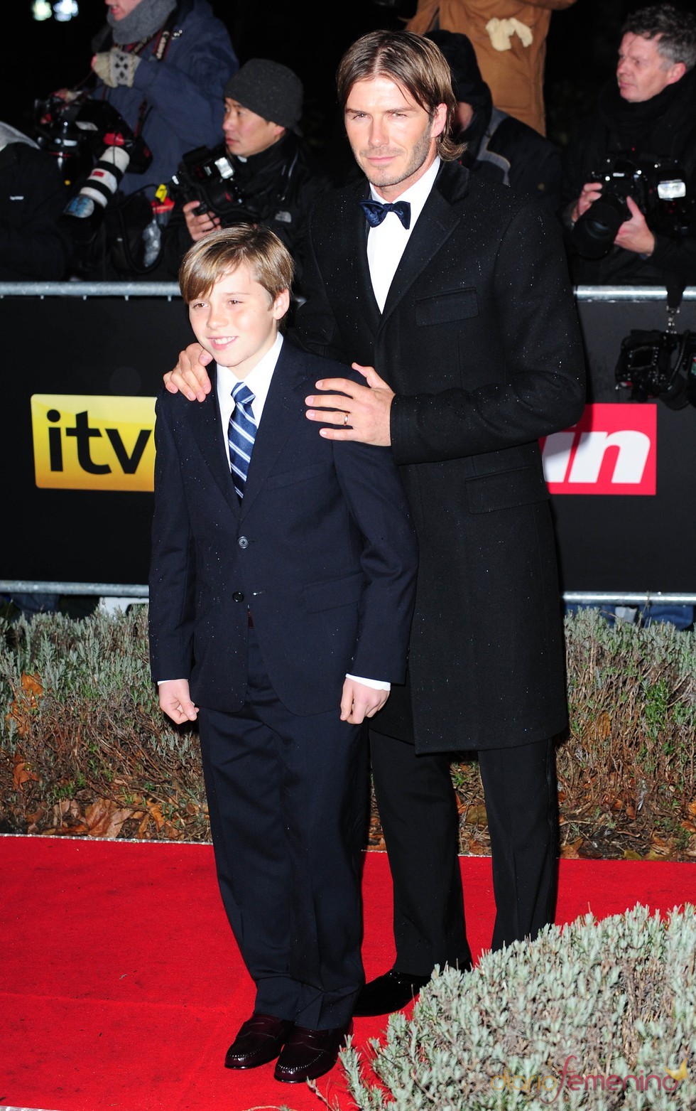 David y Brooklyn Beckham en los Military Awards 2010