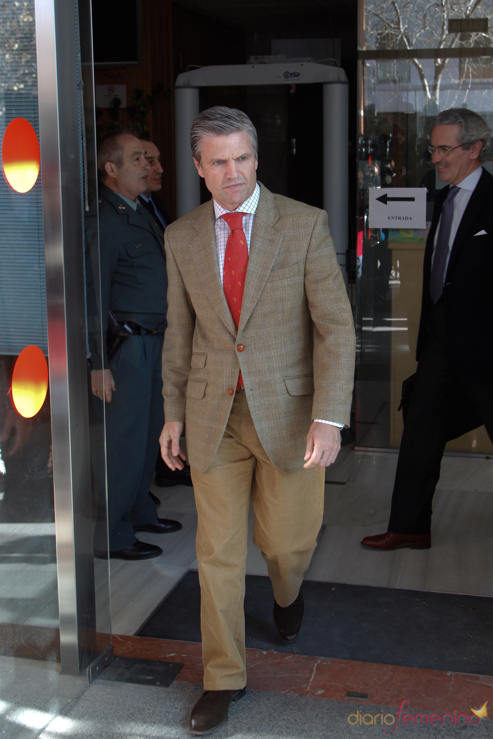 Juan Antonio Ruiz Espartaco a la salida de los juzgados de Sevilla