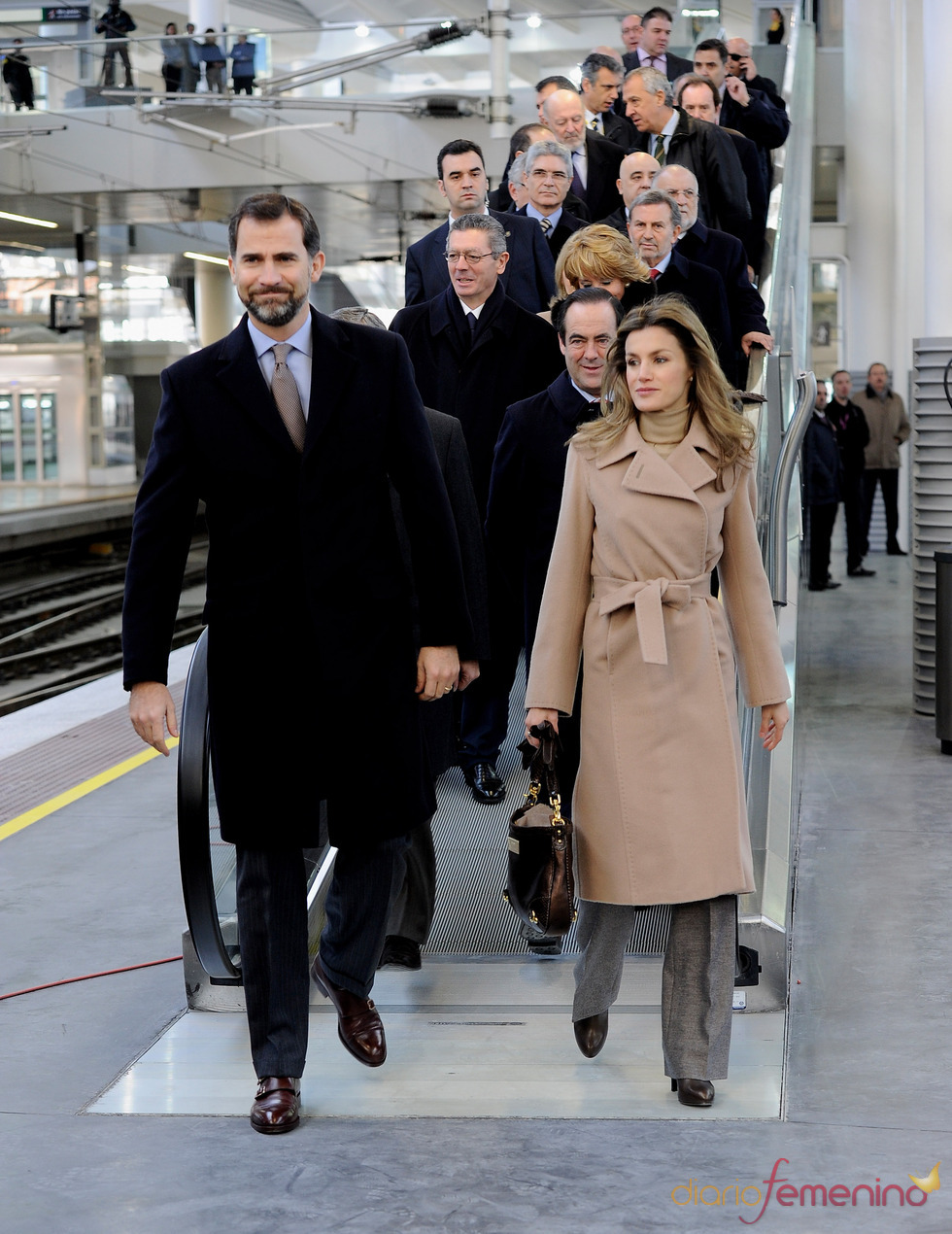 Los Príncipes durante la inauguración del AVE Madrid-Albacete