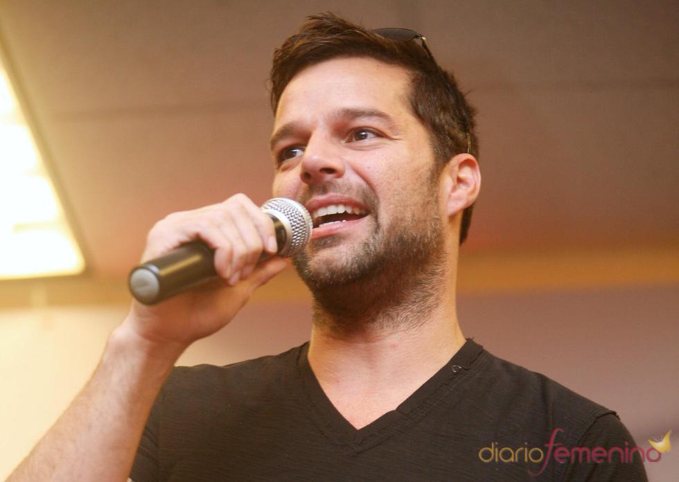Ricky Martin se plantea adoptar