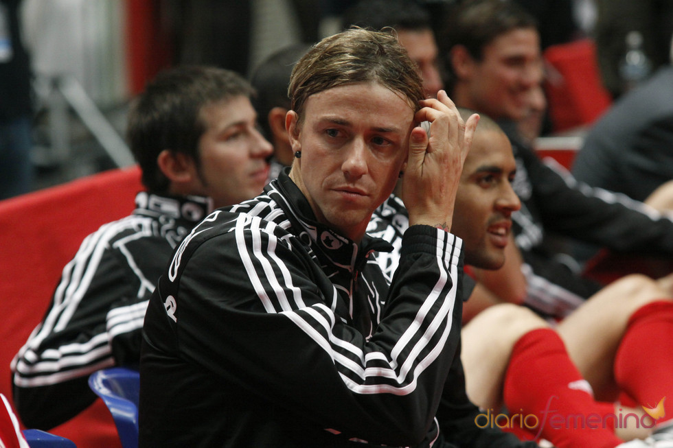 Guti no quiso perderse el partido de fútbol benéfico