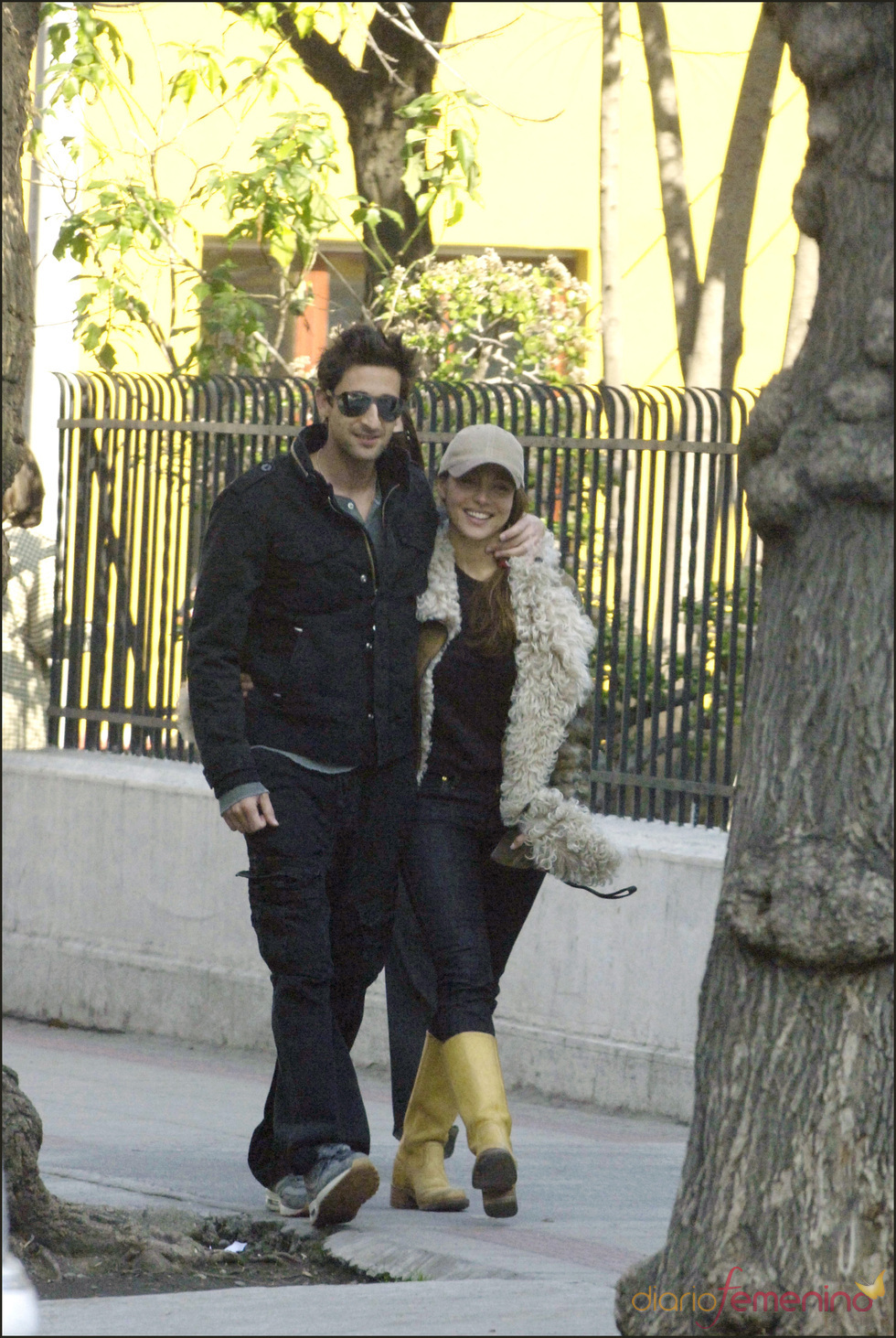 Elsa Pataky y Adrien Brody pasean su amor