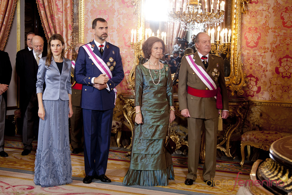 Los Reyes y los Príncipes de Asturias en la recepción del Palacio Real durante la Pascua Militar