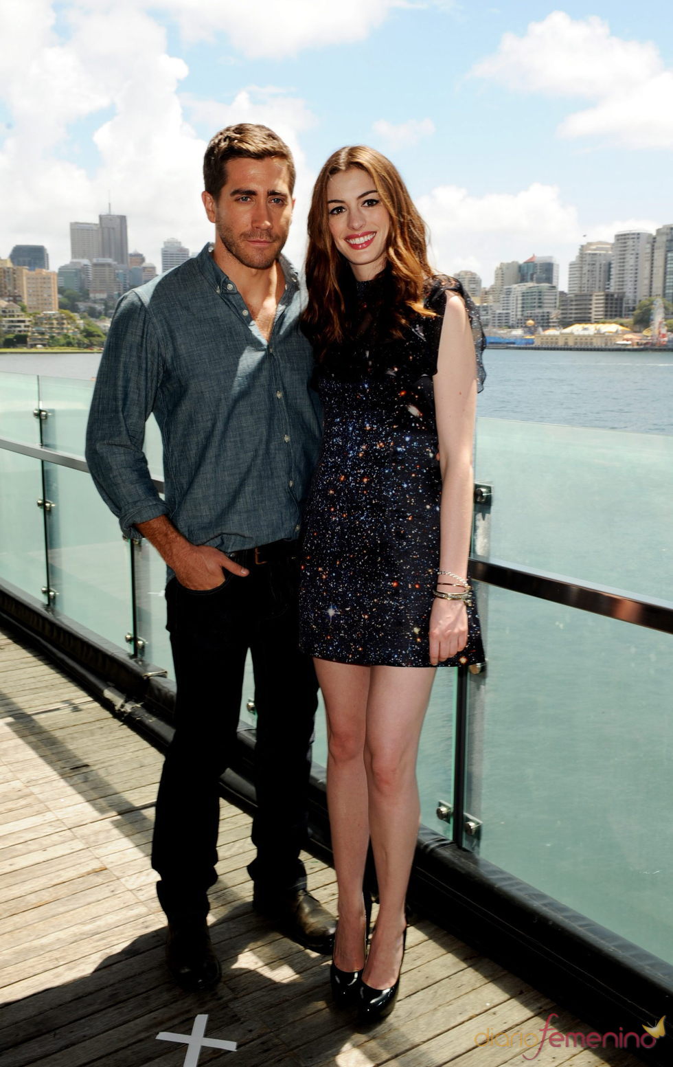 Jake Gyllenhaal y Anne Hathaway, de promoción