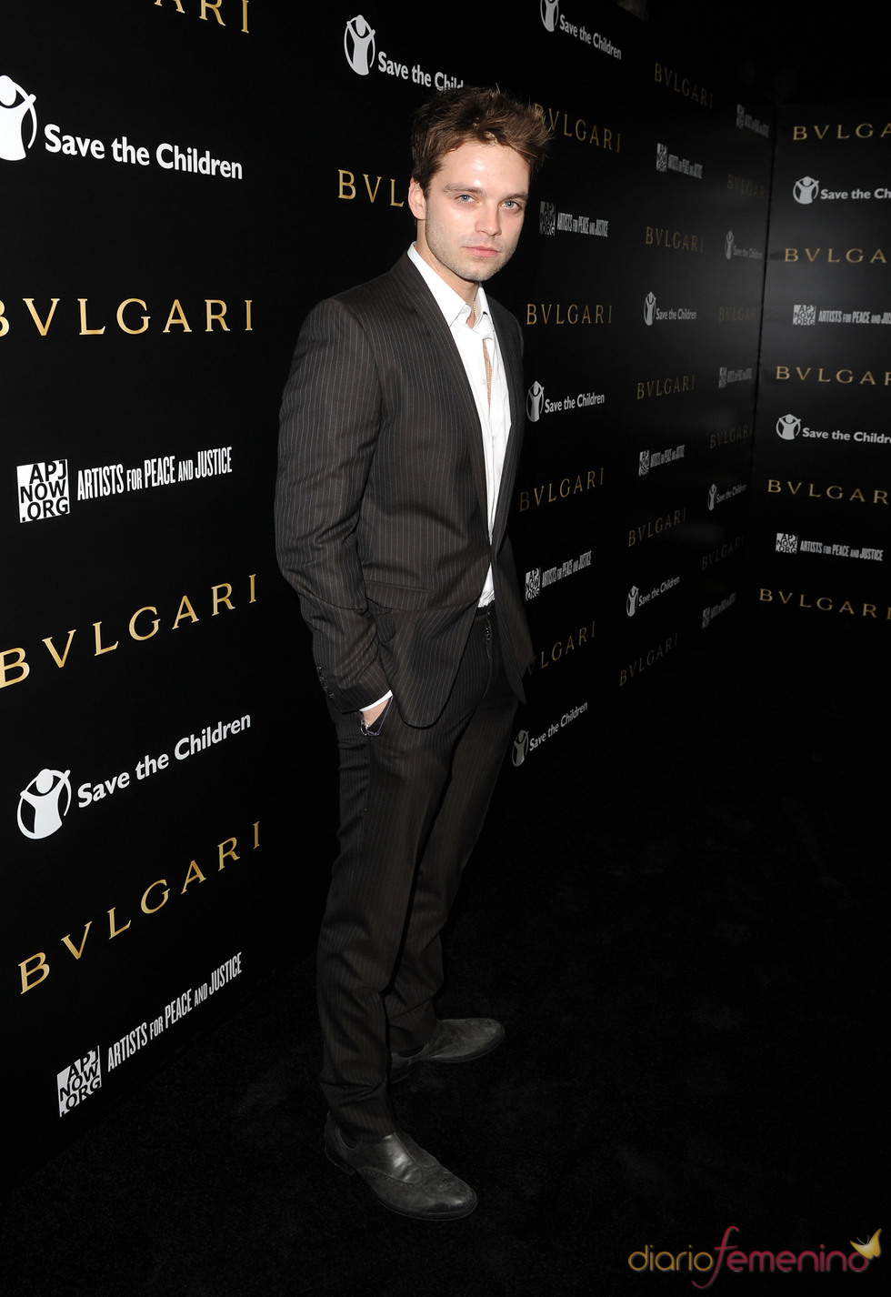 Sebastian Stan en la gala benéfica de Bulgari