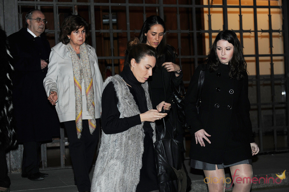 Misa funeral en honor a Juanito Navarro