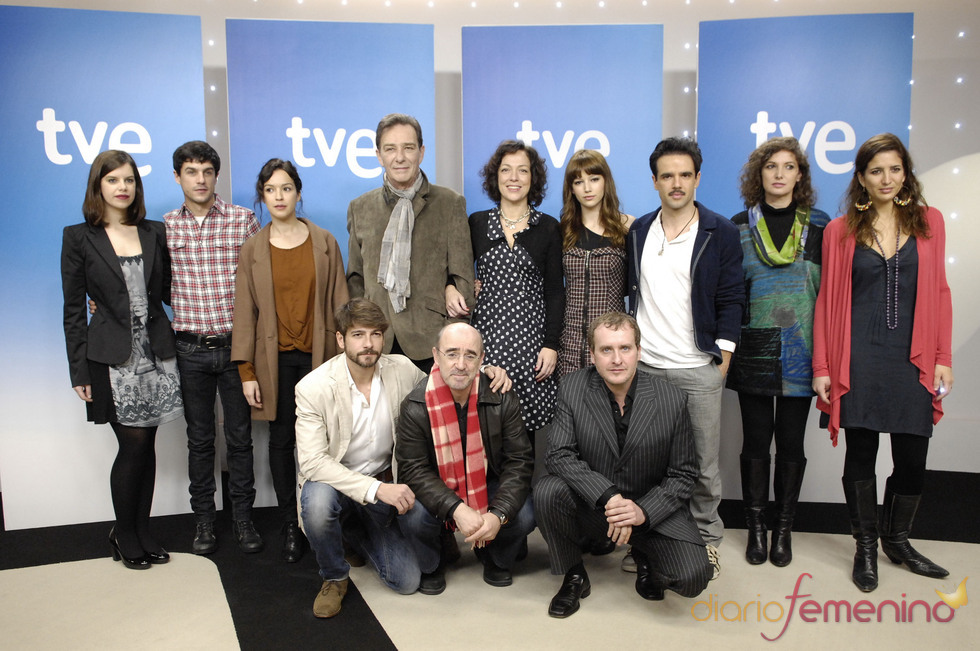 El reparto de la serie 'La República', de TVE