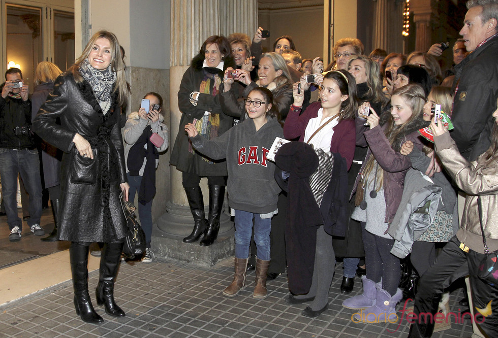 Doña Letizia coincidió con su hermana Telma en un espectáculo en Barcelona