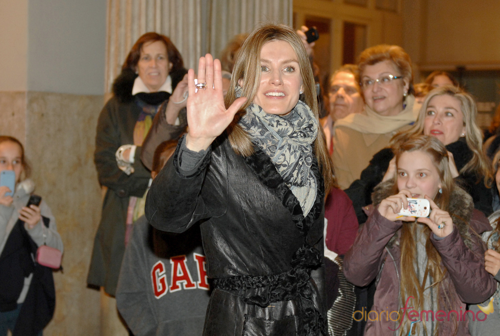 Doña Letizia acude al Teatro Tívoli de Barcelona para ver la función de Ángel Corella