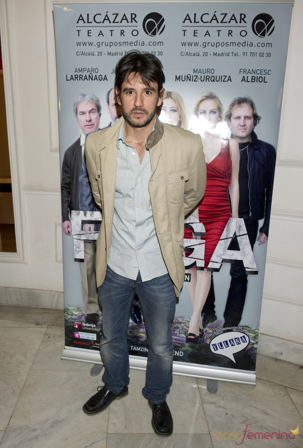 Antonio Hortelano acude al estreno de la obra de teatro 'Fuga'