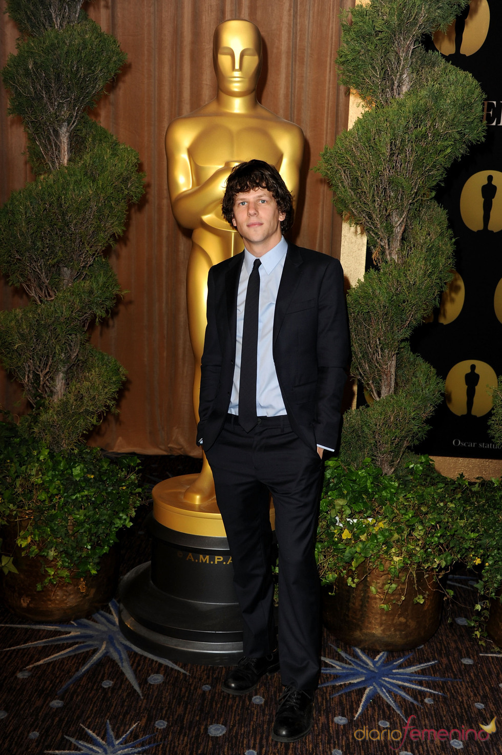 Jesse Eisenberg en el almuerzo de los nominados a los Oscar 2011