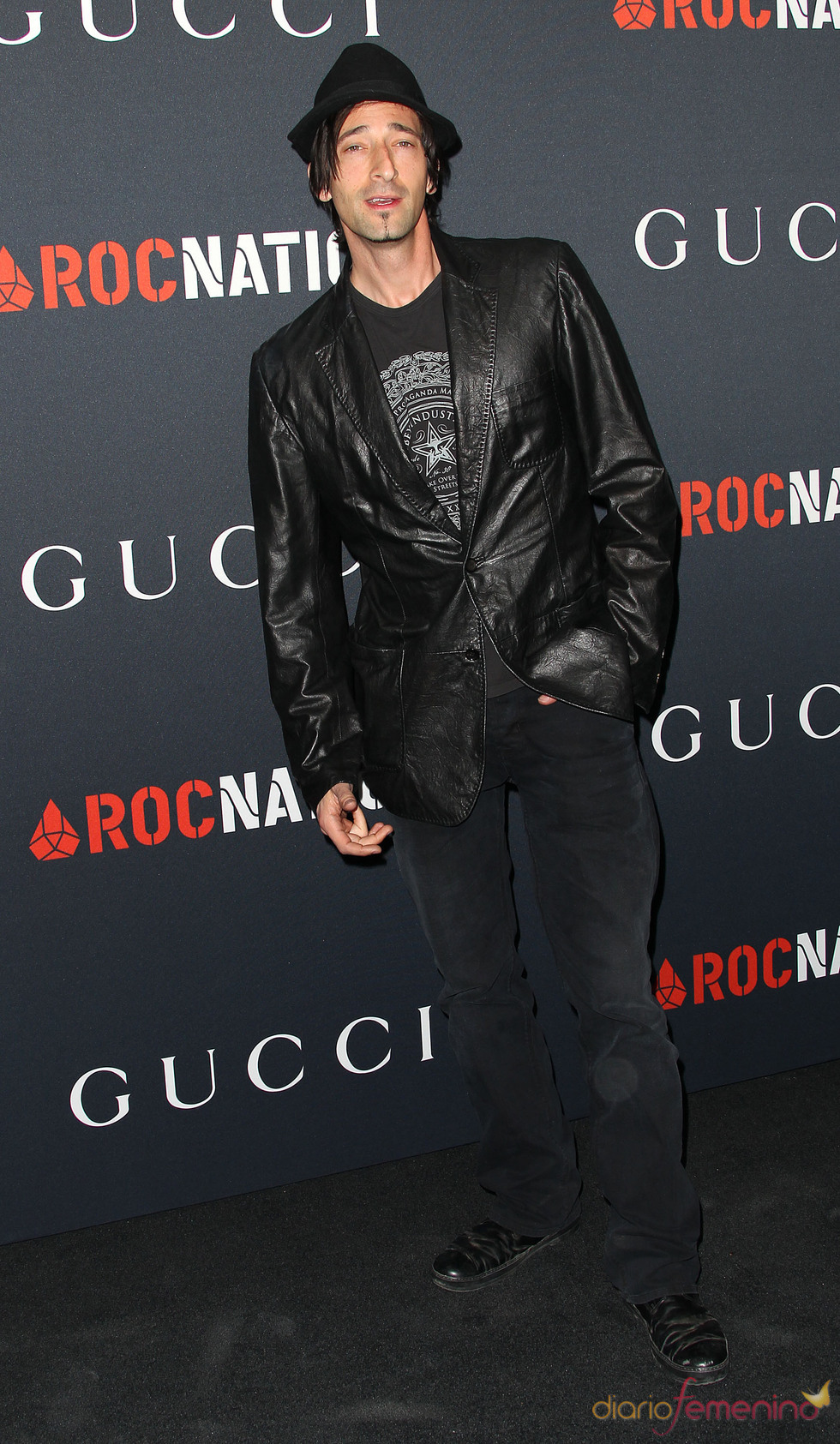 Adrien Brody en la fiesta previa a los Grammy 2011