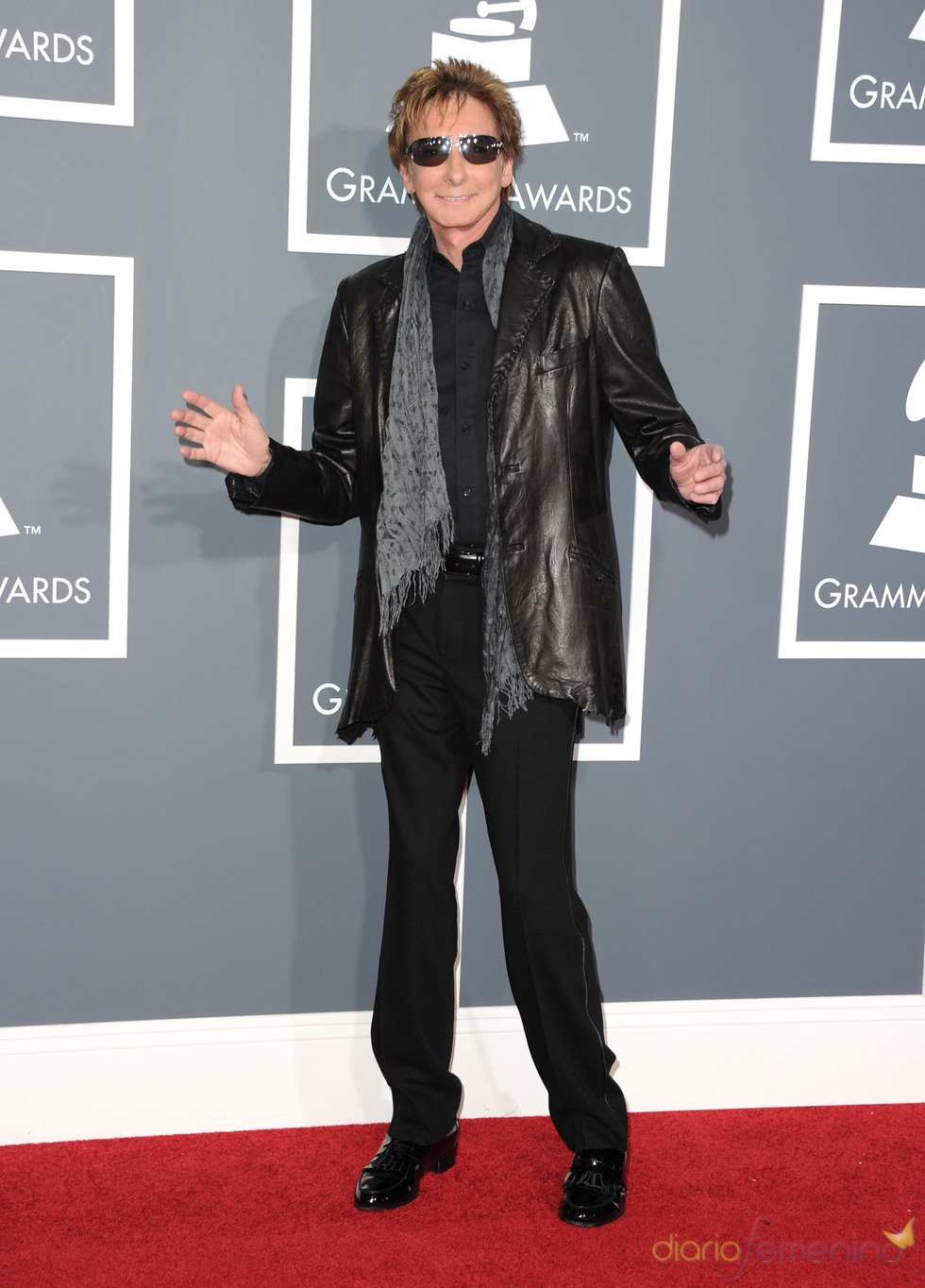 Barry Manilow en los Grammy 2011