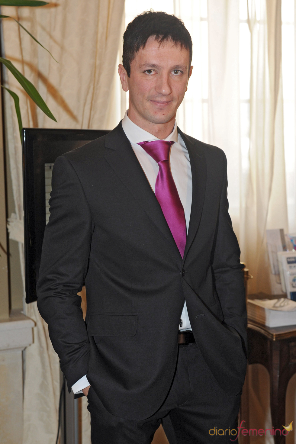 Adans Peres en la boda de Toñi Salazar y Roberto Liaño