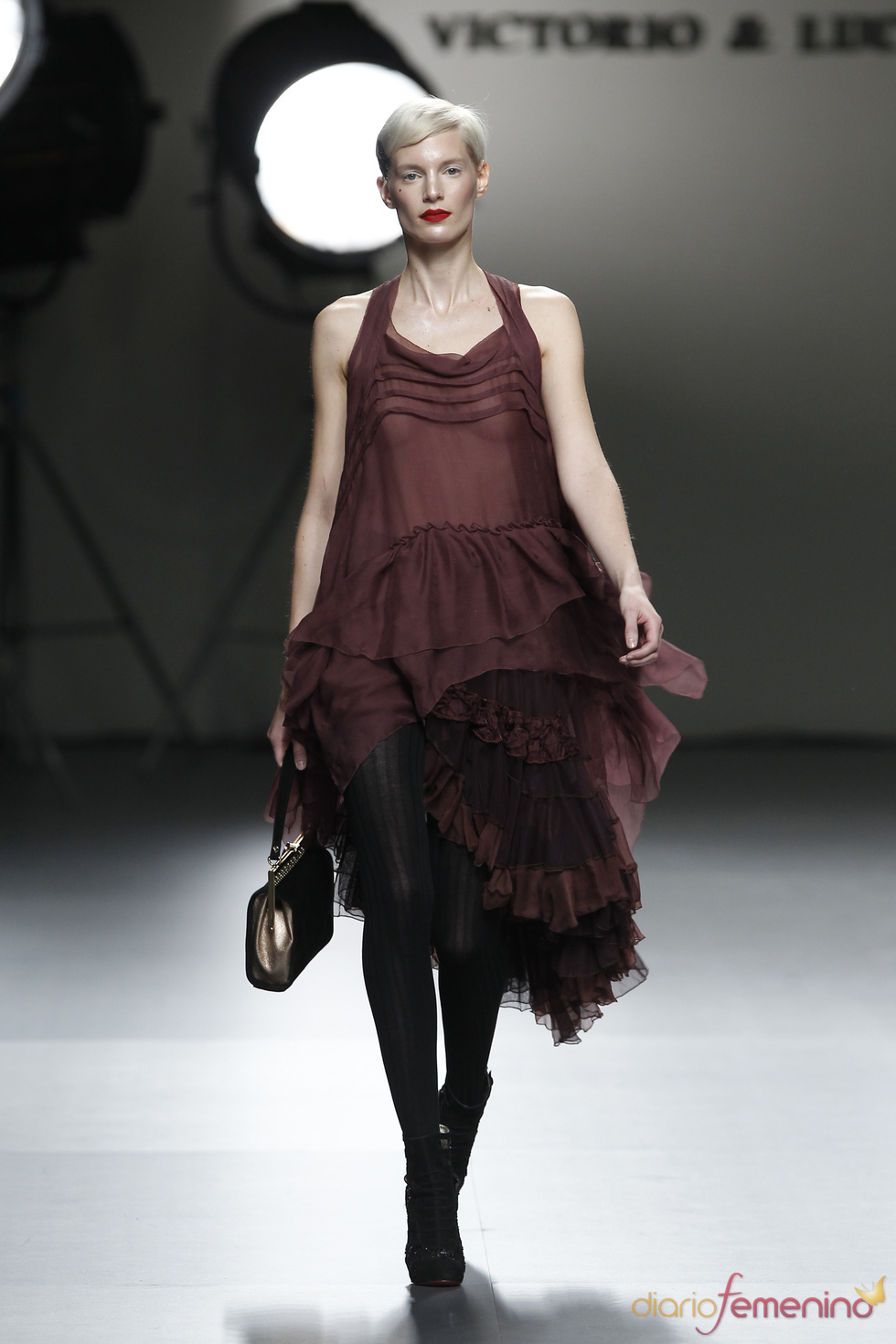 Propuesta de Victorio & Lucchino en Cibeles Madrid Fashion Week 2011