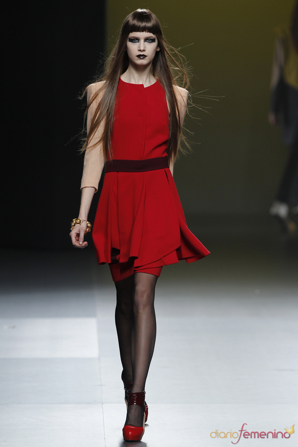 Ana Locking presenta sus diseños en Cibeles 2011