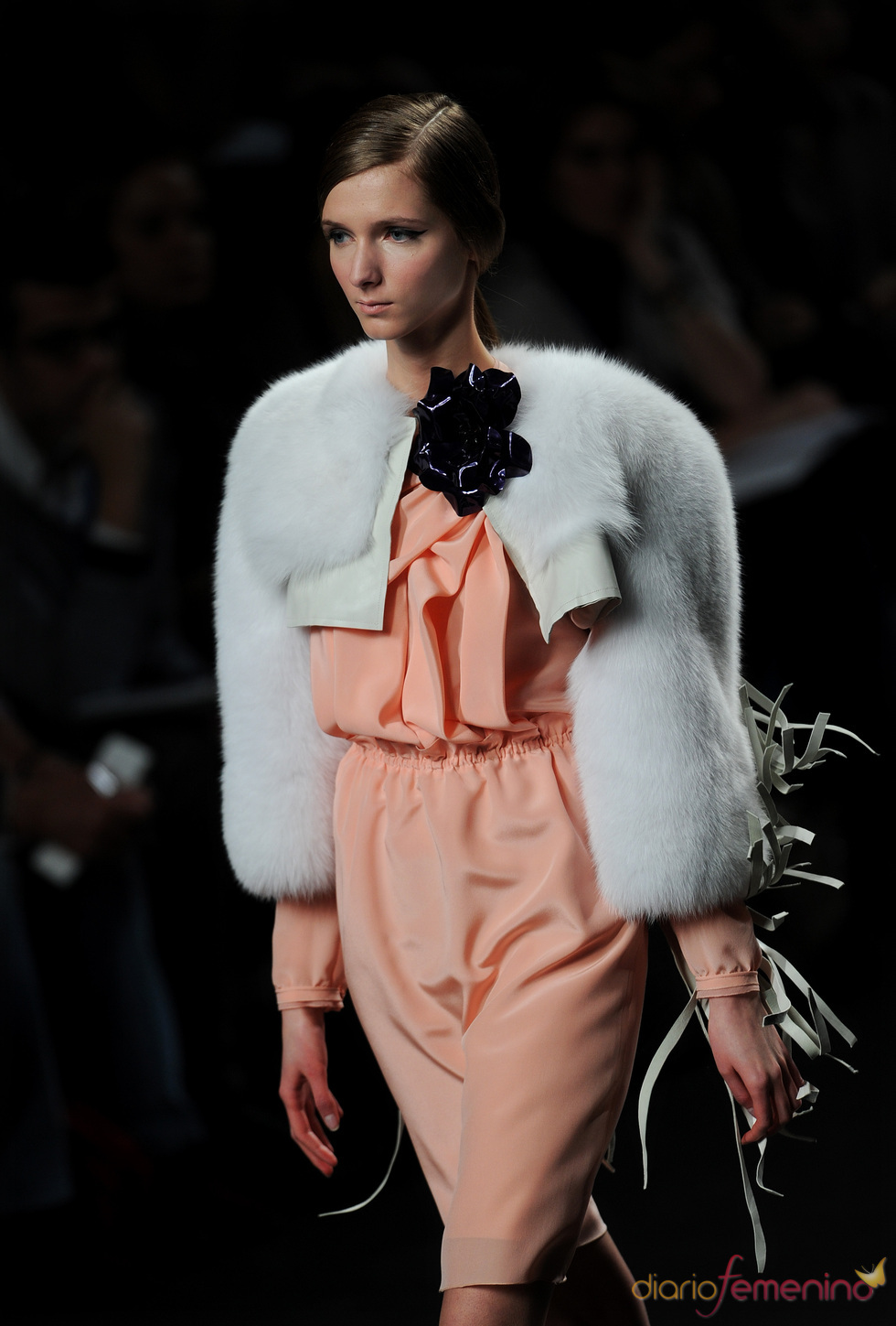 Vestido salmón. Miguel Palacio. Cibeles Madrid Fashion Week 2011