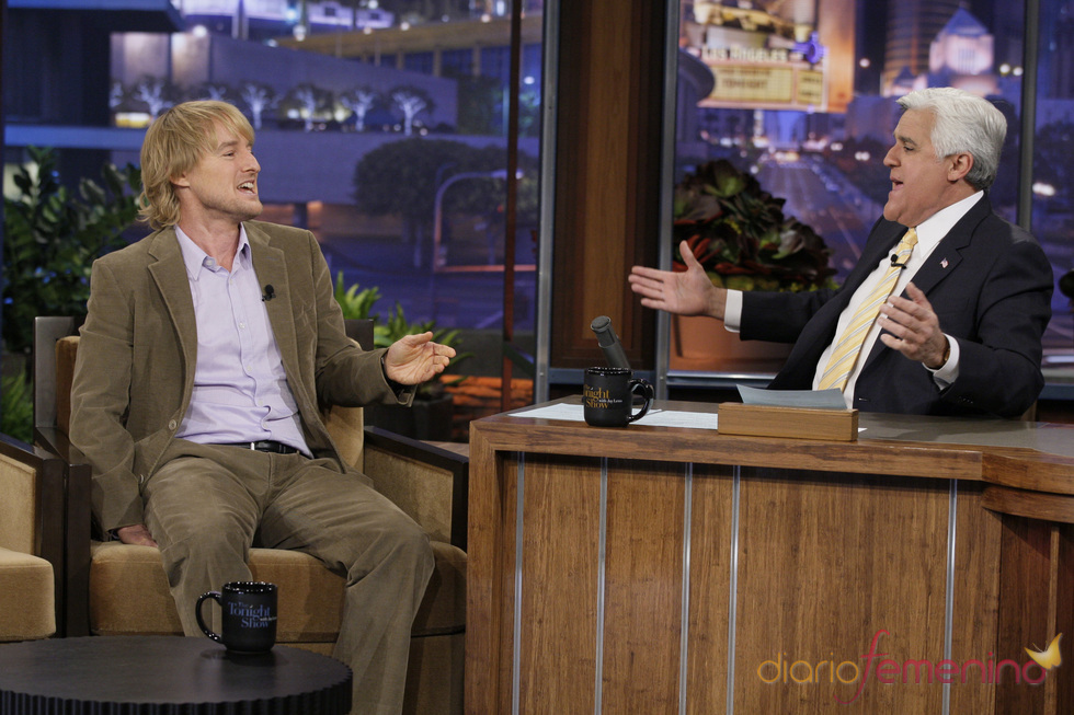 Owen Wilson bromeando con Jay Leno