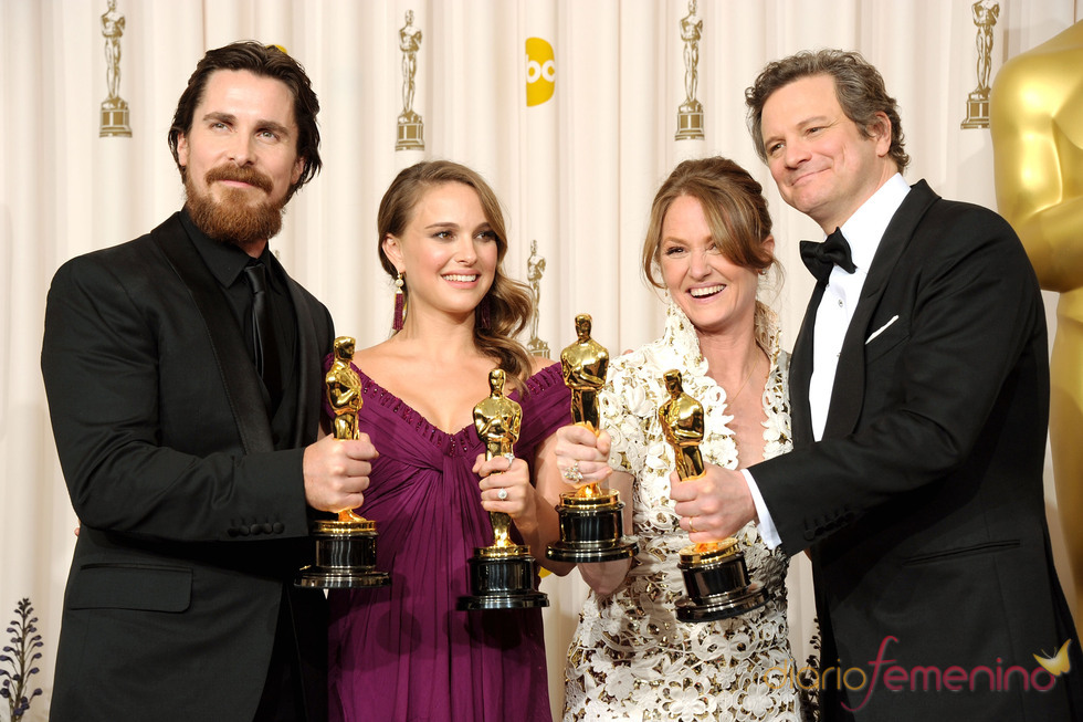 Christian Bale, Natalie Portman, Melissa Leo y Colin Firth con sus Oscars 2011