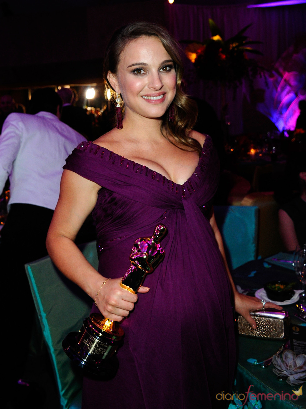 Natalie Portman en la cena Governor's Ball post Oscars 2011