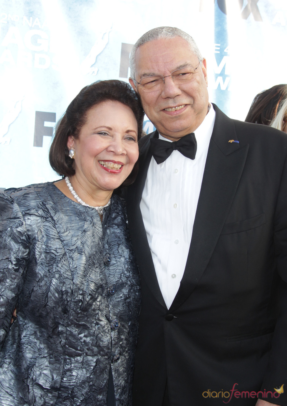 Colin Powell y su esposa en los Premios Imagen 2011