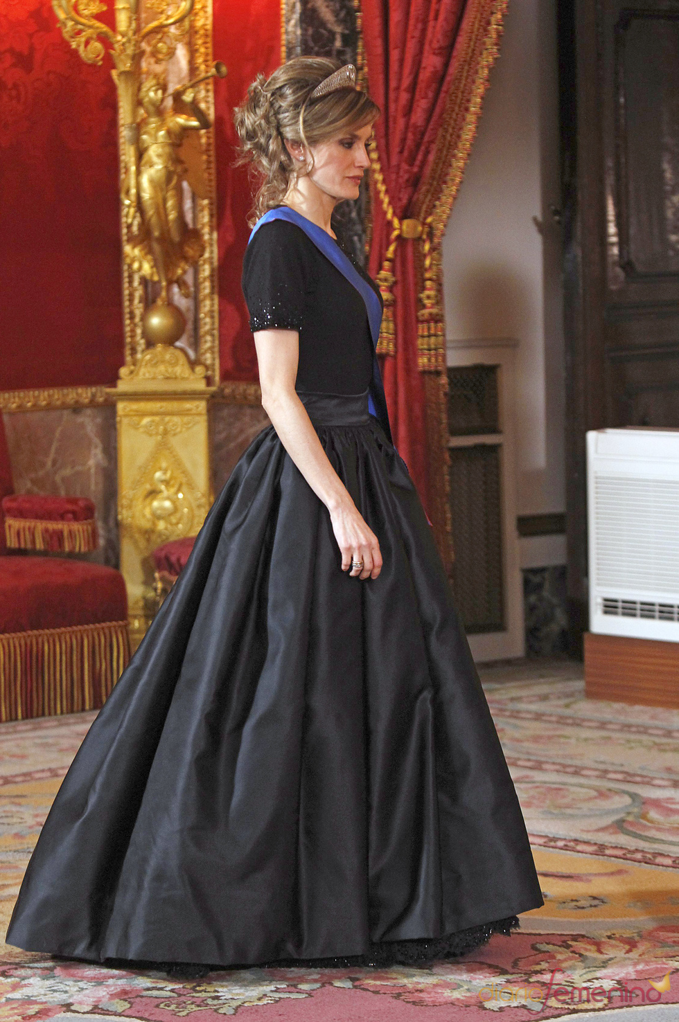 La elegancia de Letizia en la cena de gala en honor al Presidente de Chile