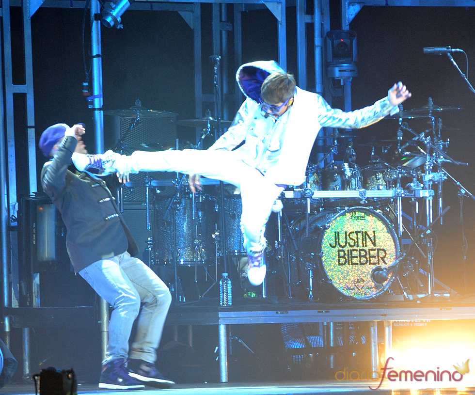 La patada voladora de Justin Bieber