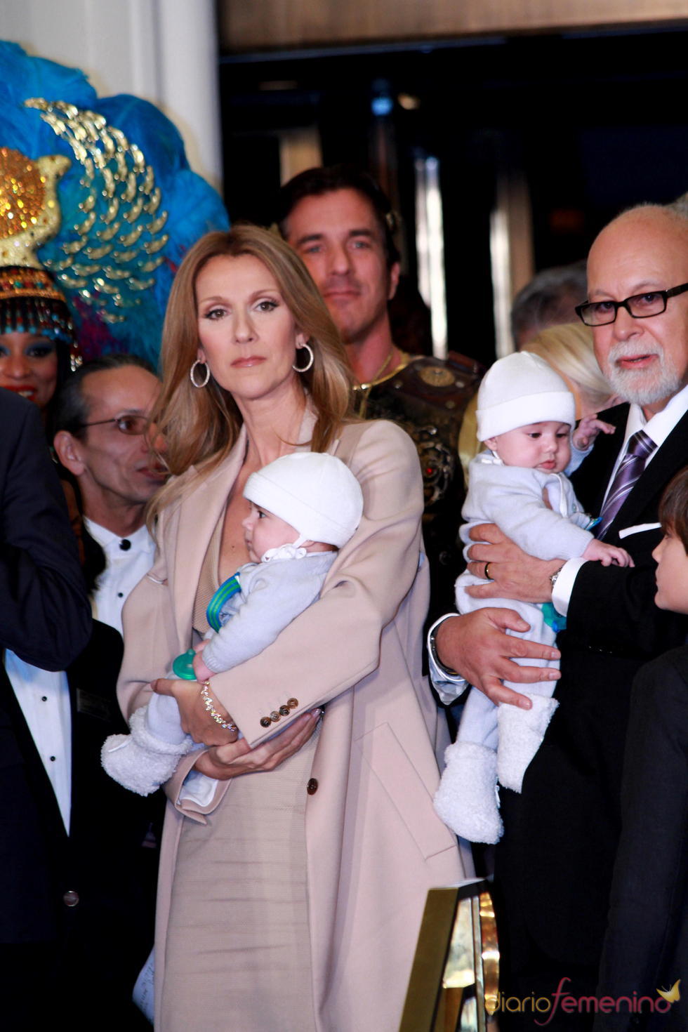 Celine Dion junto a su marido y sus gemelos