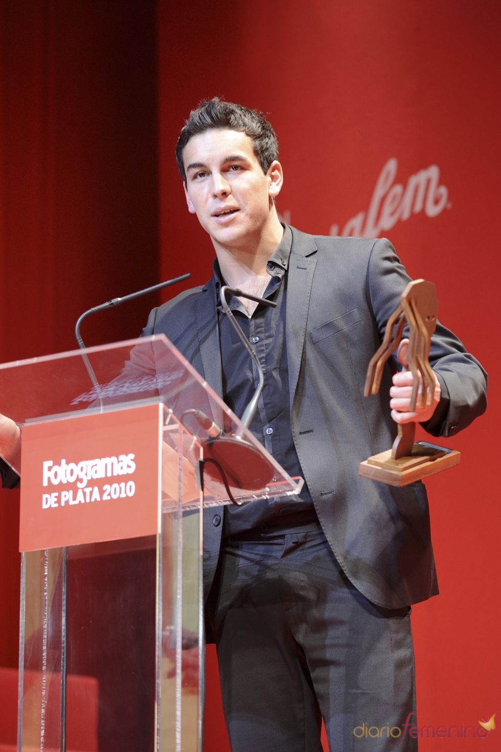 Mario Casas recoge el Fotogramas de Plata 2010
