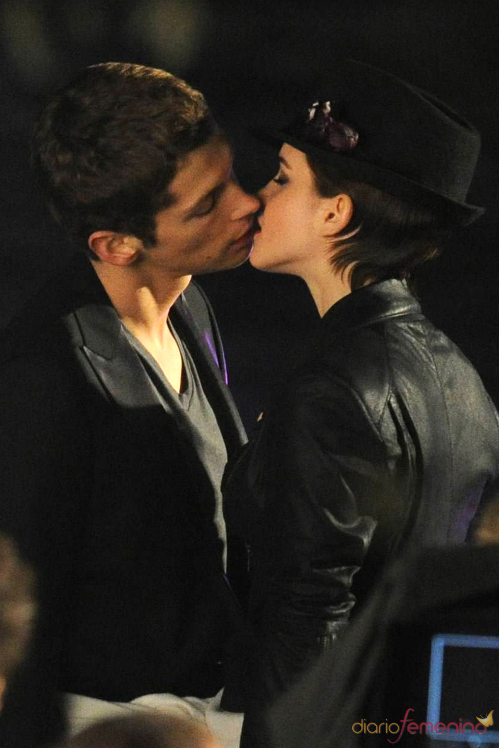 El beso de Emma Watson en el rodaje del anuncio de Lancome