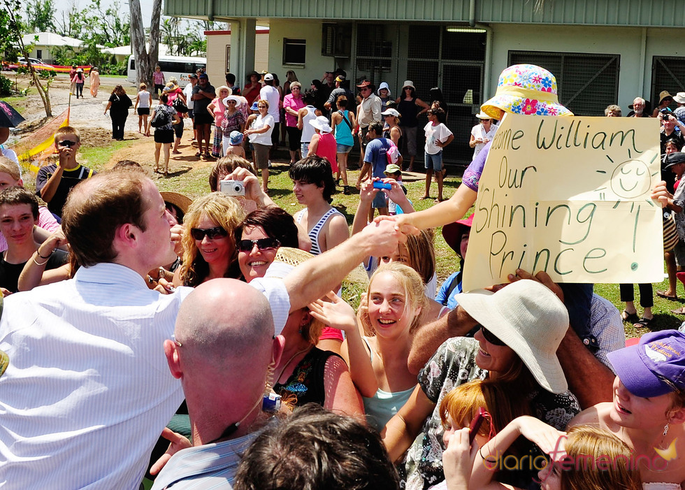 El príncipe Guillermo arropado por el pueblo en su visita a Australia