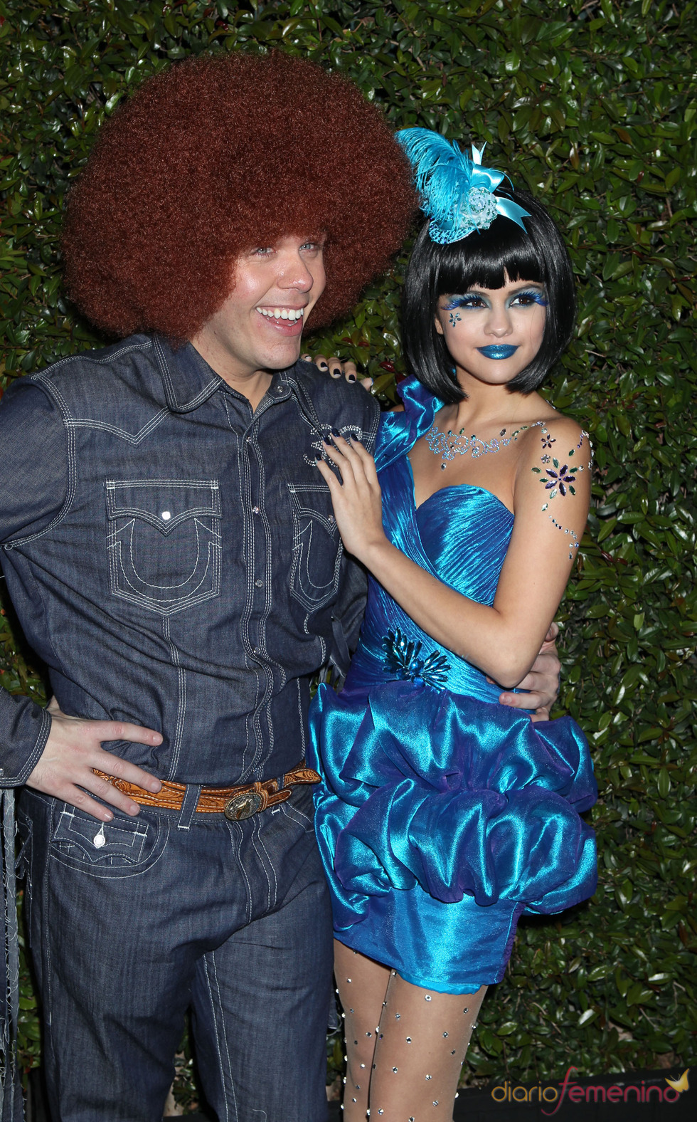 Perez Hilton y Selena Gomez en la Blue Ball Party