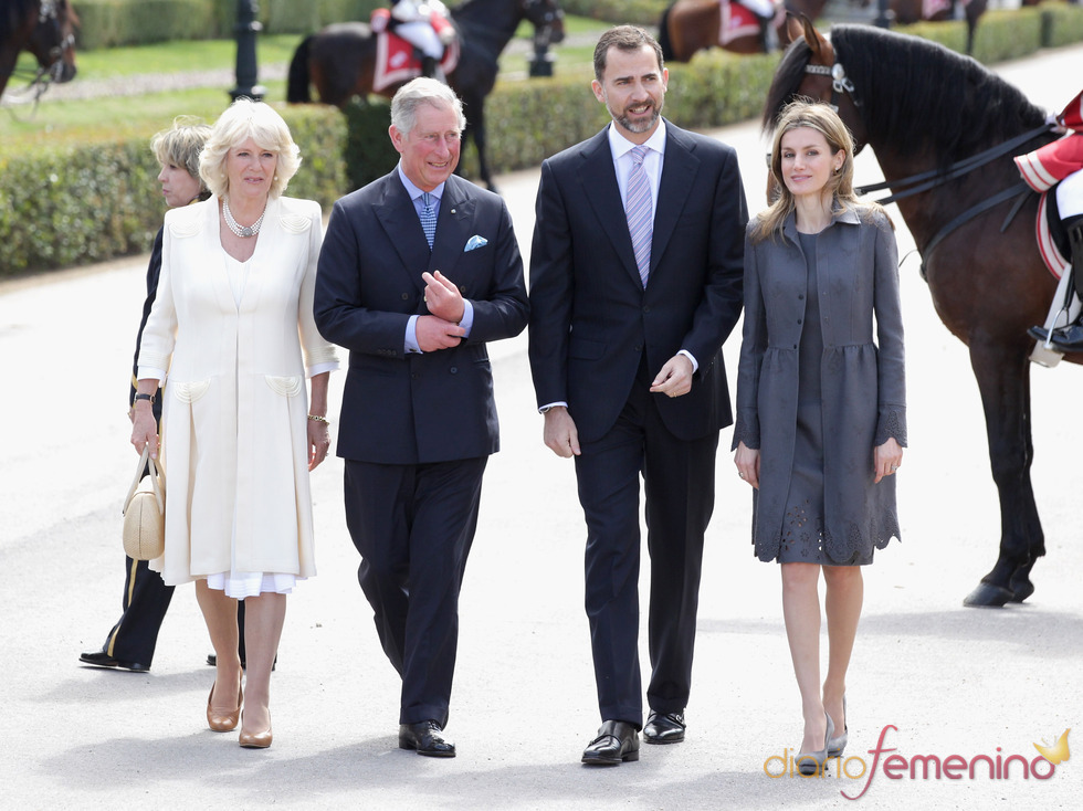 Los Príncipes de Asturias con Camilla Parker Bowles y Carlos de Inglaterra