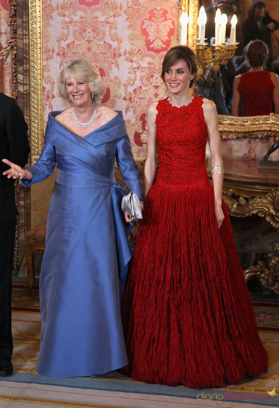 La elegancia de la Princesa Letizia y Camilla en la cena de gala