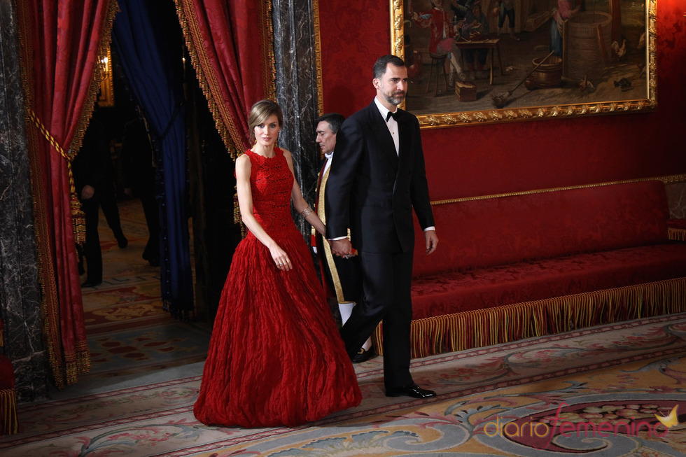Los Príncipes Felipe y Letizia llegan al Palacio Real