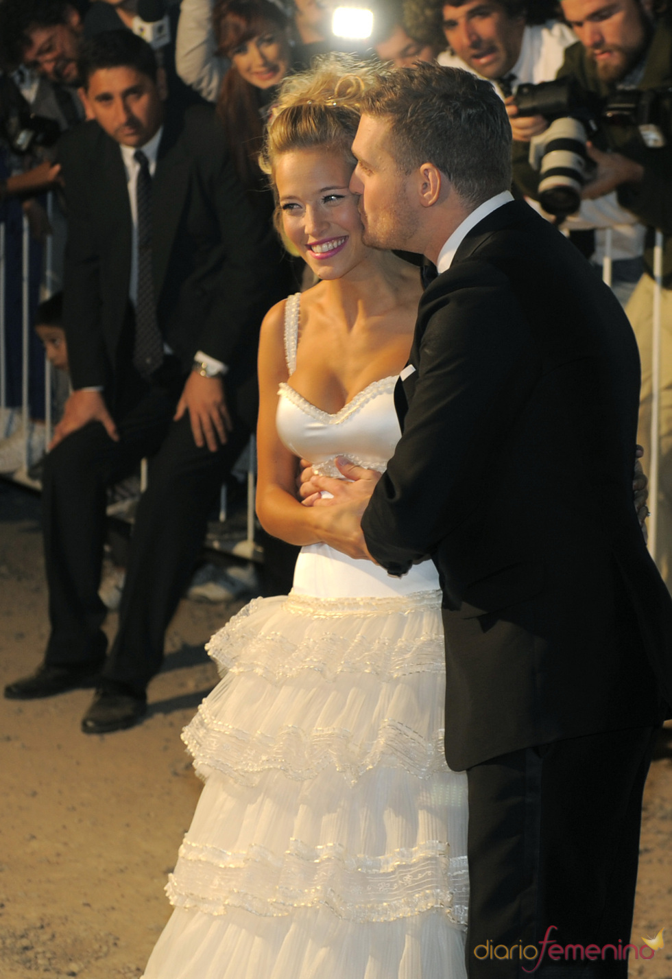 Michael Bublé y Luisana Lopilato felices en su boda religiosa