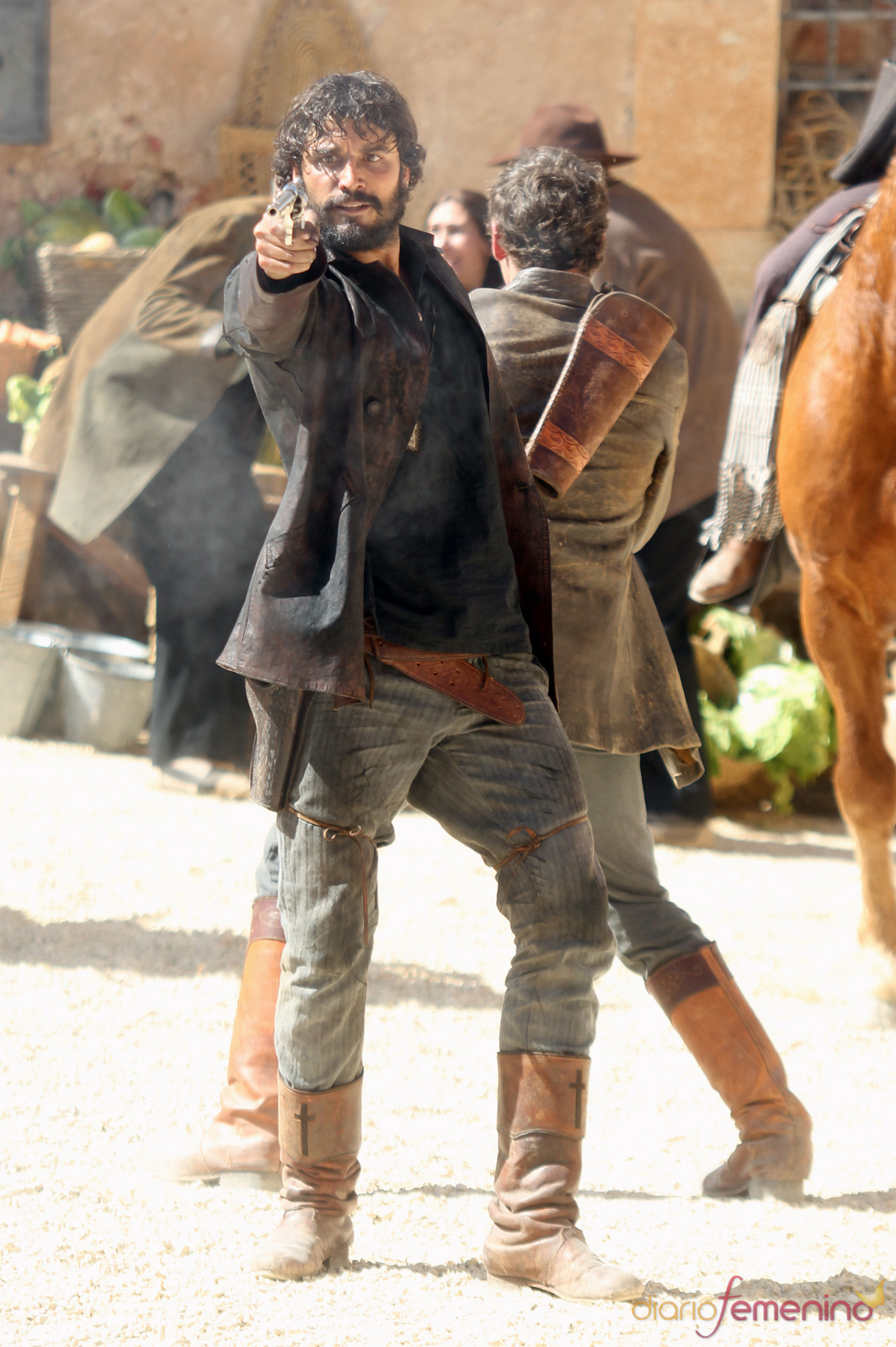 Alex García rueda la segunda temporada de 'Tierra de Lobos'