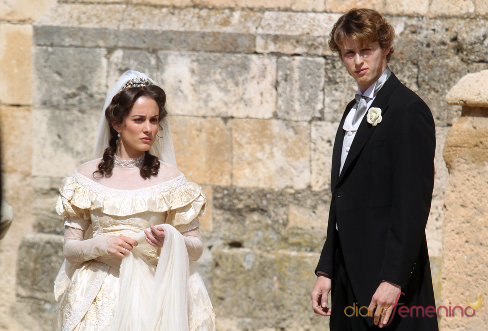 Nicolás Coronado y Silvia Alonso en el rodaje de 'Tierra de Lobos'