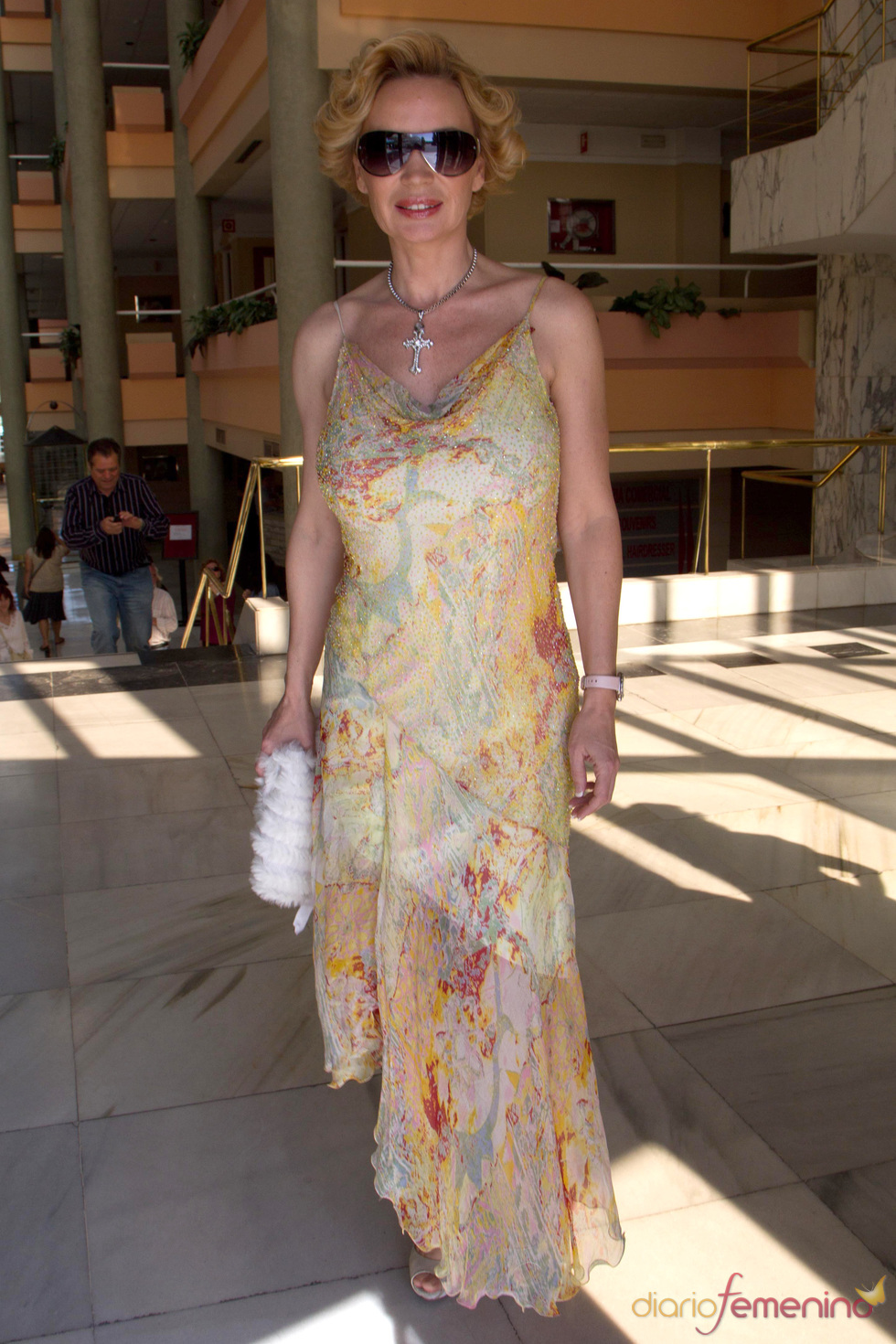 Marlene Mourreau en la boda de Chayo Mohedano y Andrés