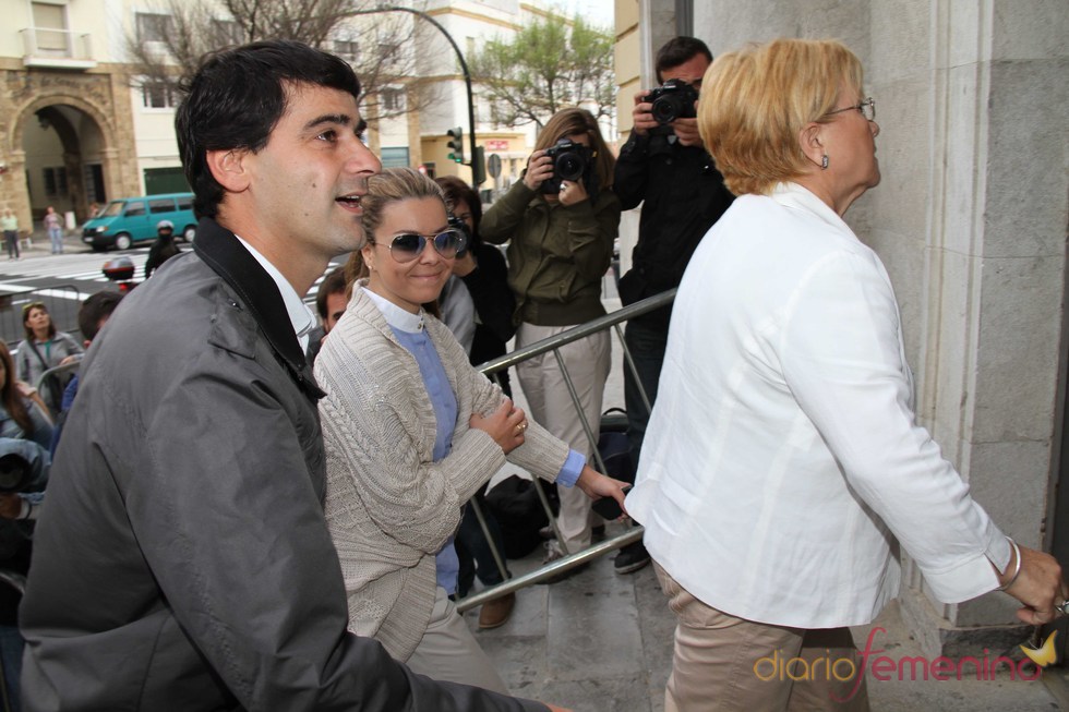 María José Campanario, Remedios Torres y Jesulín a su llegada al juicio por la 'Operación Karlos'
