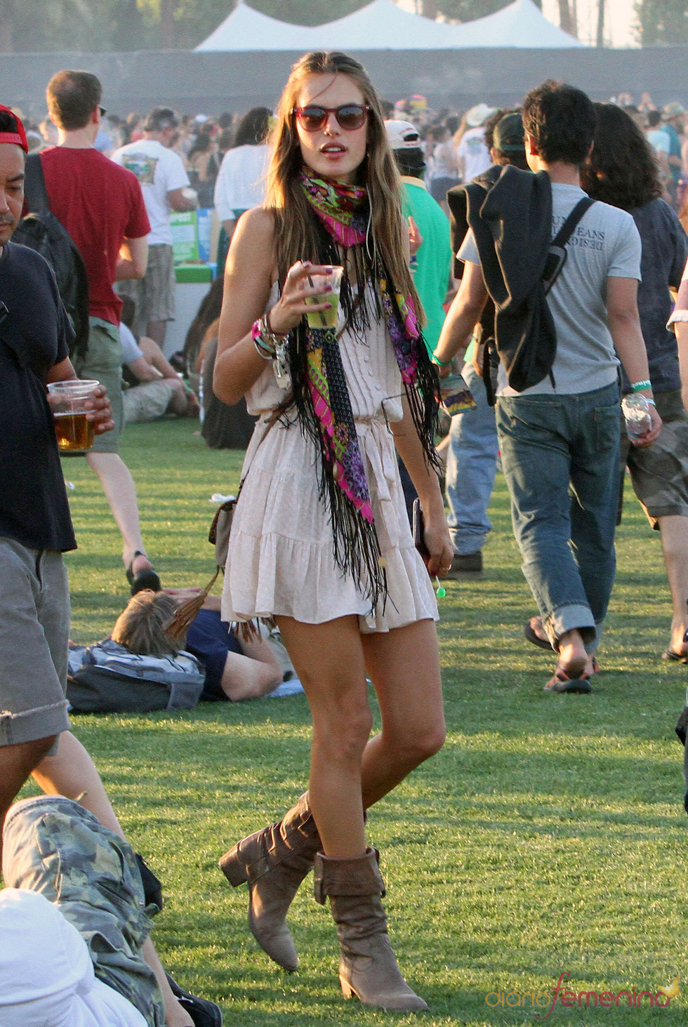 Alessandra Ambrosio Coachella Music Festival April 16, 2011 – Star