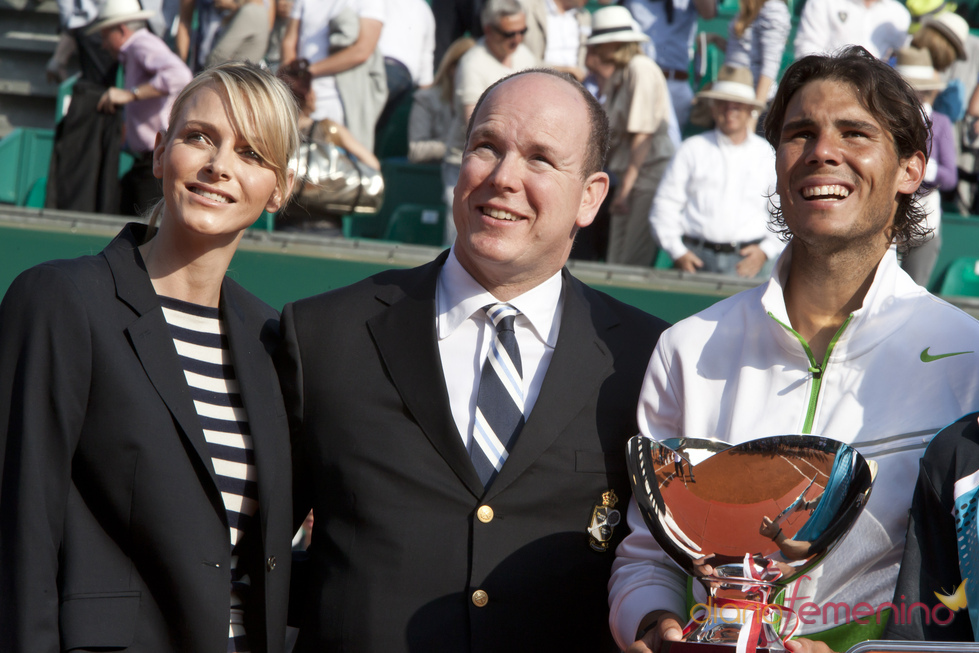 Nafa Nadal con Alberto de Mónaco y su prometida Charlene Wittstock en Montecarlo