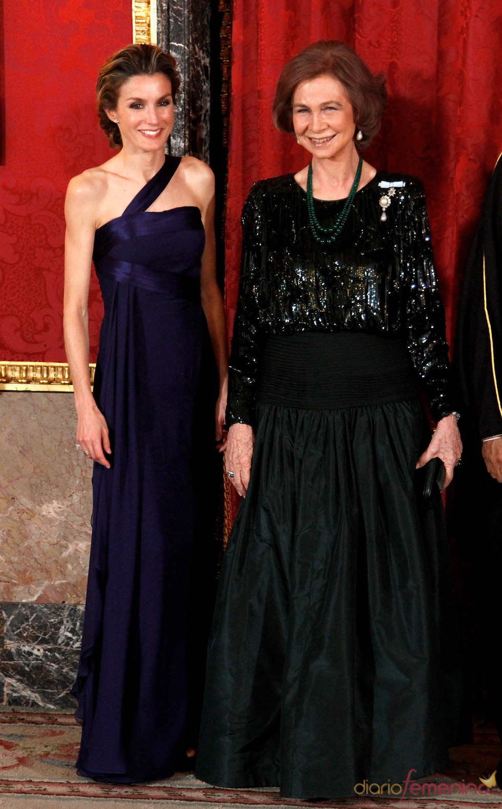 La Reina Sofía y la Princesa Letizia en la cena de gala en honor al emir de Qatar