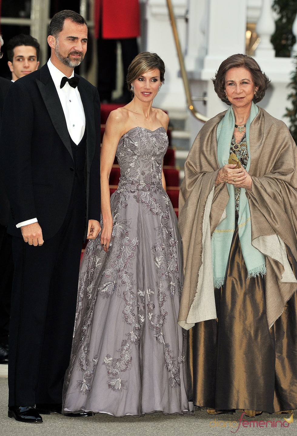 La Reina Sofía y los Príncipes Felipe y Letizia en la cena pre-boda real de Inglaterra
