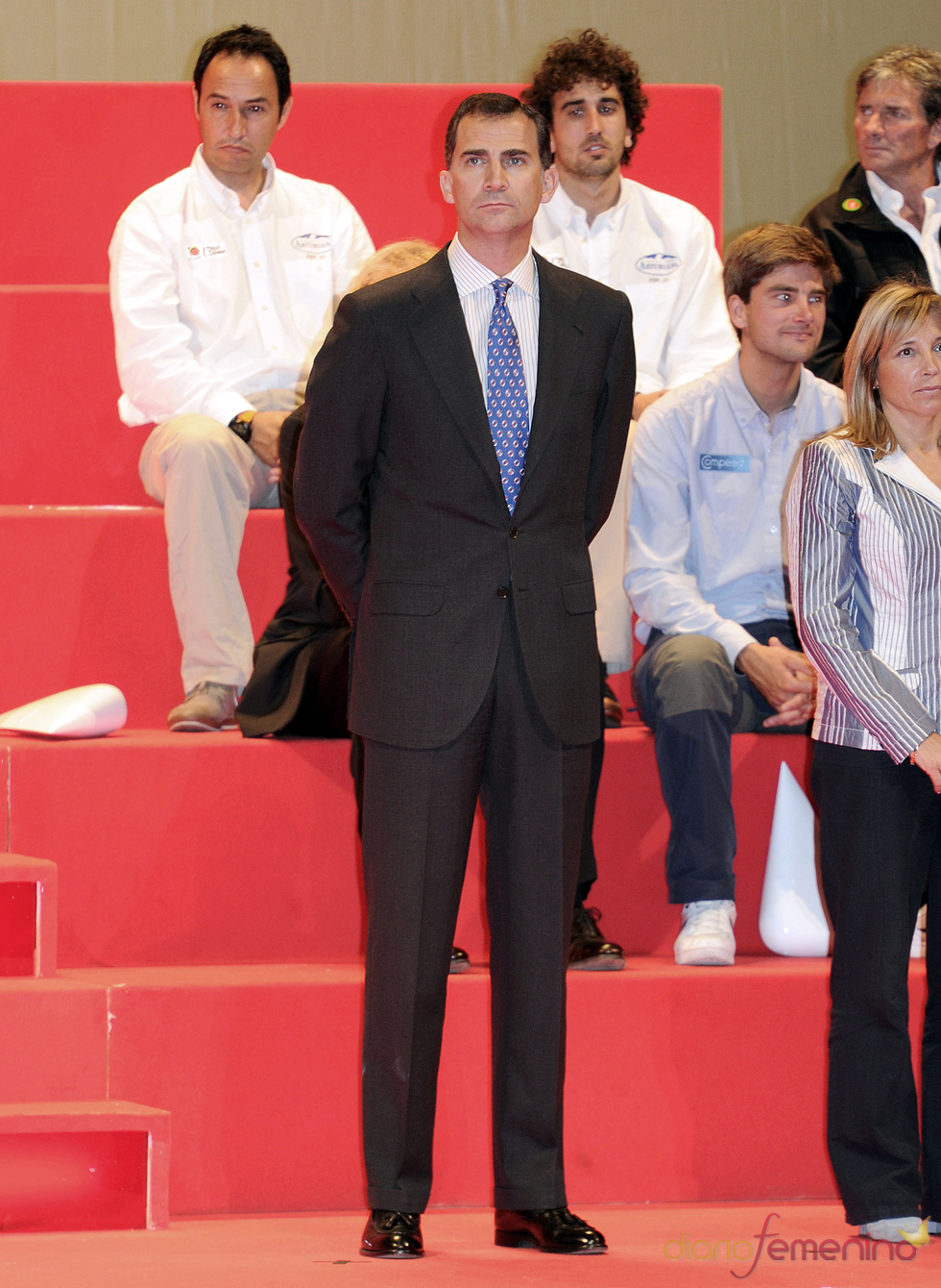 El príncipe Felipe, sin barba en los Premios Barcelona World Race