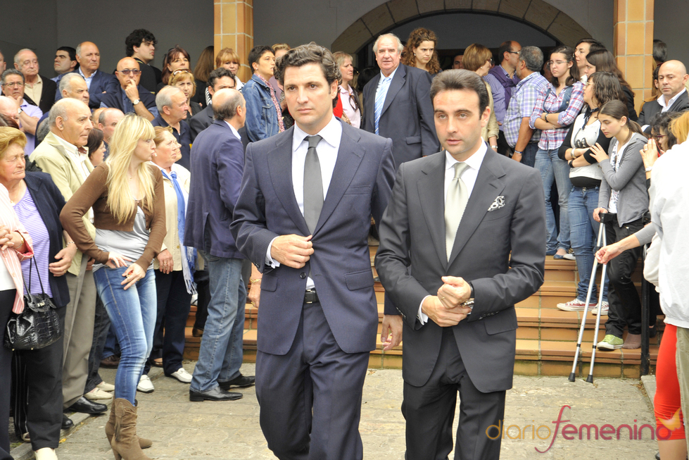 Enrique Ponce en el funeral de Severiano Ballesteros