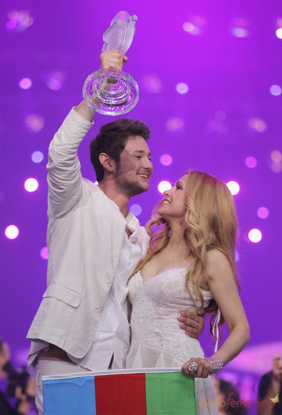 Ell y Nikki, de Azerbaiyán, celebran su triunfo en Eurovisión 2011