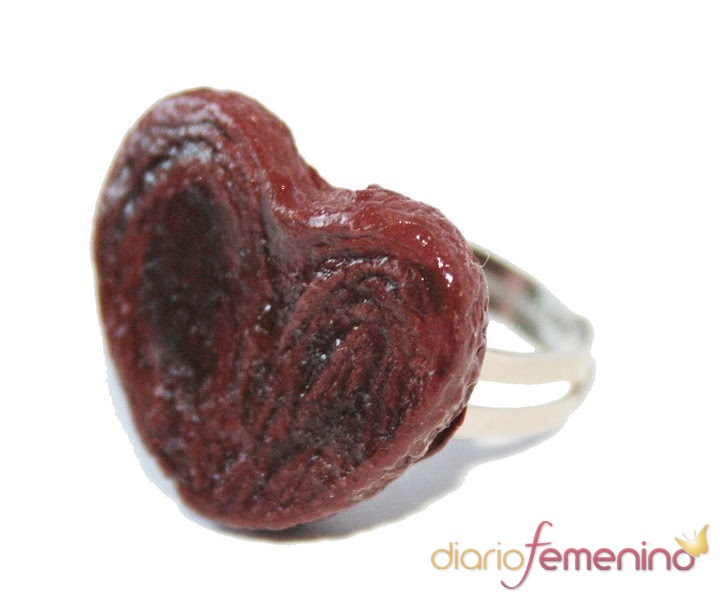 Anillo de palmerita de chocolate de la colección 'sweet' de Abataba 2011